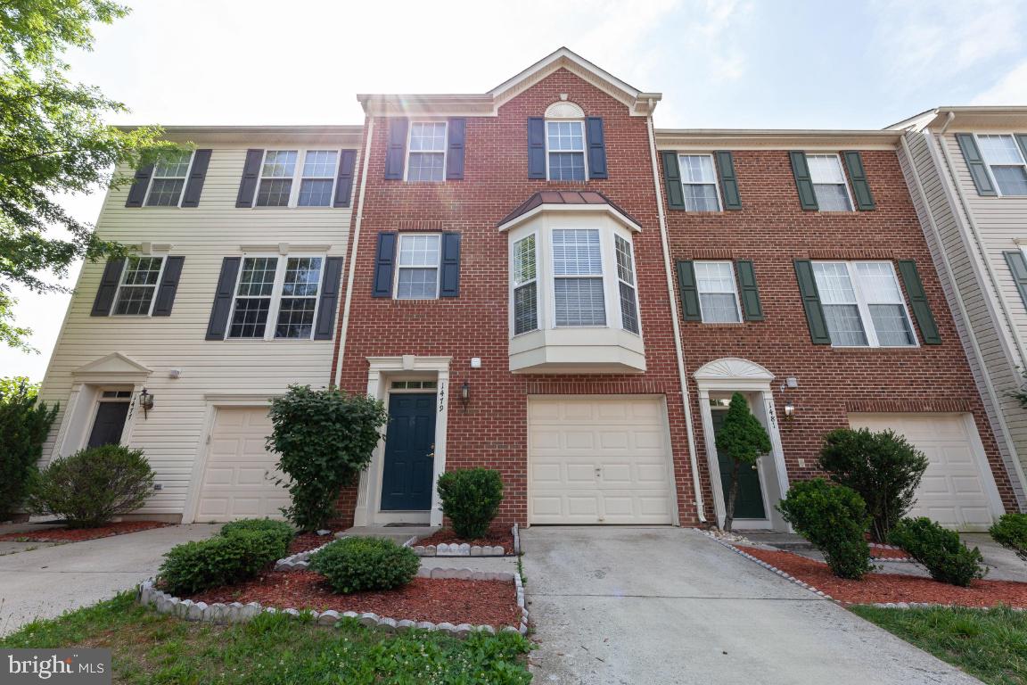 1479 FAWN HOLLOW LN