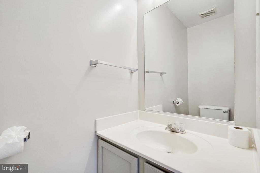7306 SAINT JOHNS CT