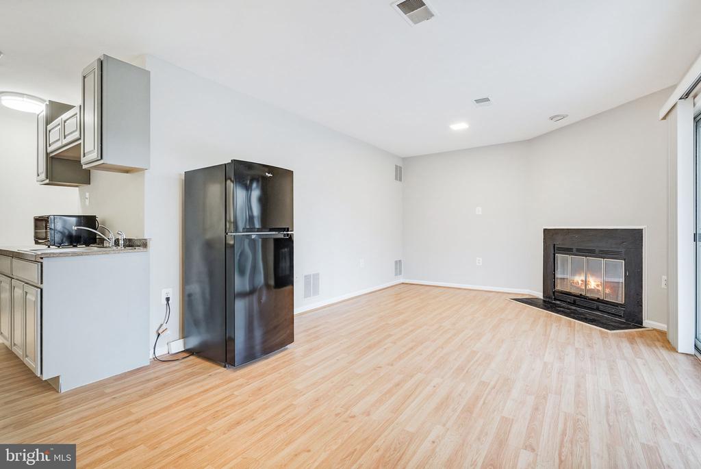 7306 SAINT JOHNS CT