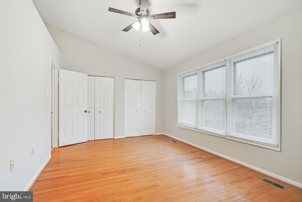 7306 SAINT JOHNS CT