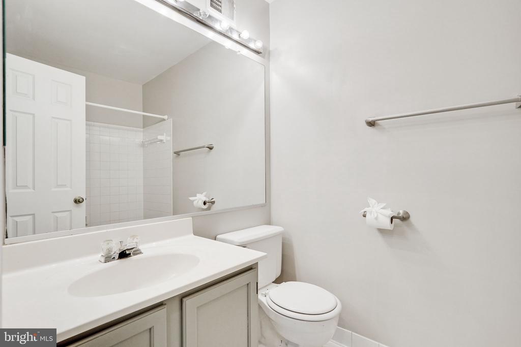 7306 SAINT JOHNS CT