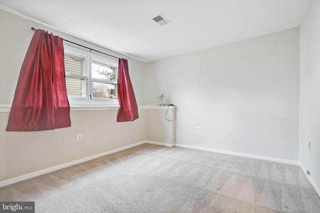 7306 SAINT JOHNS CT