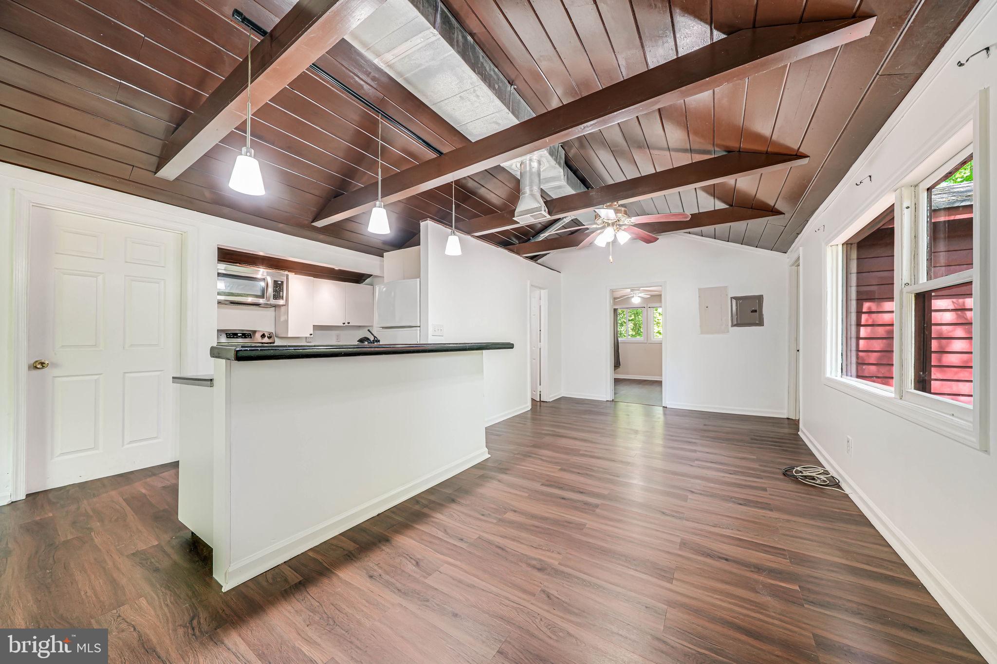 8304 Cobb Rd