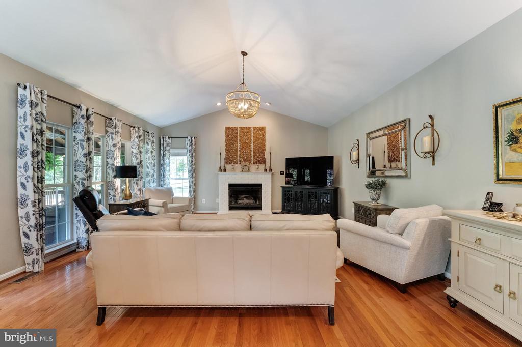15875 Jester Ct