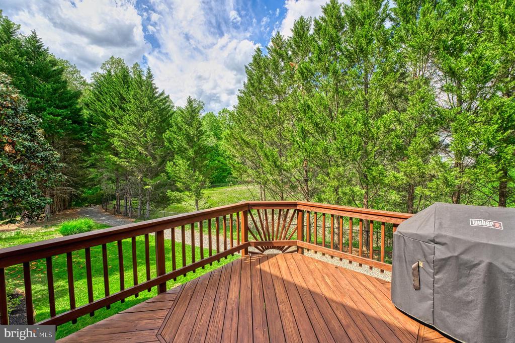 15875 Jester Ct
