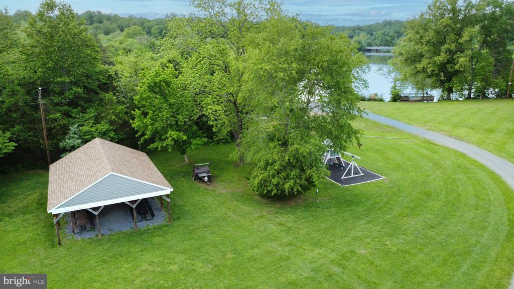 11155 Alendale Ct