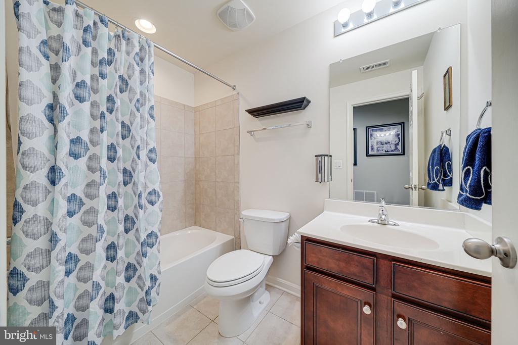 15202 Jennerette Ln