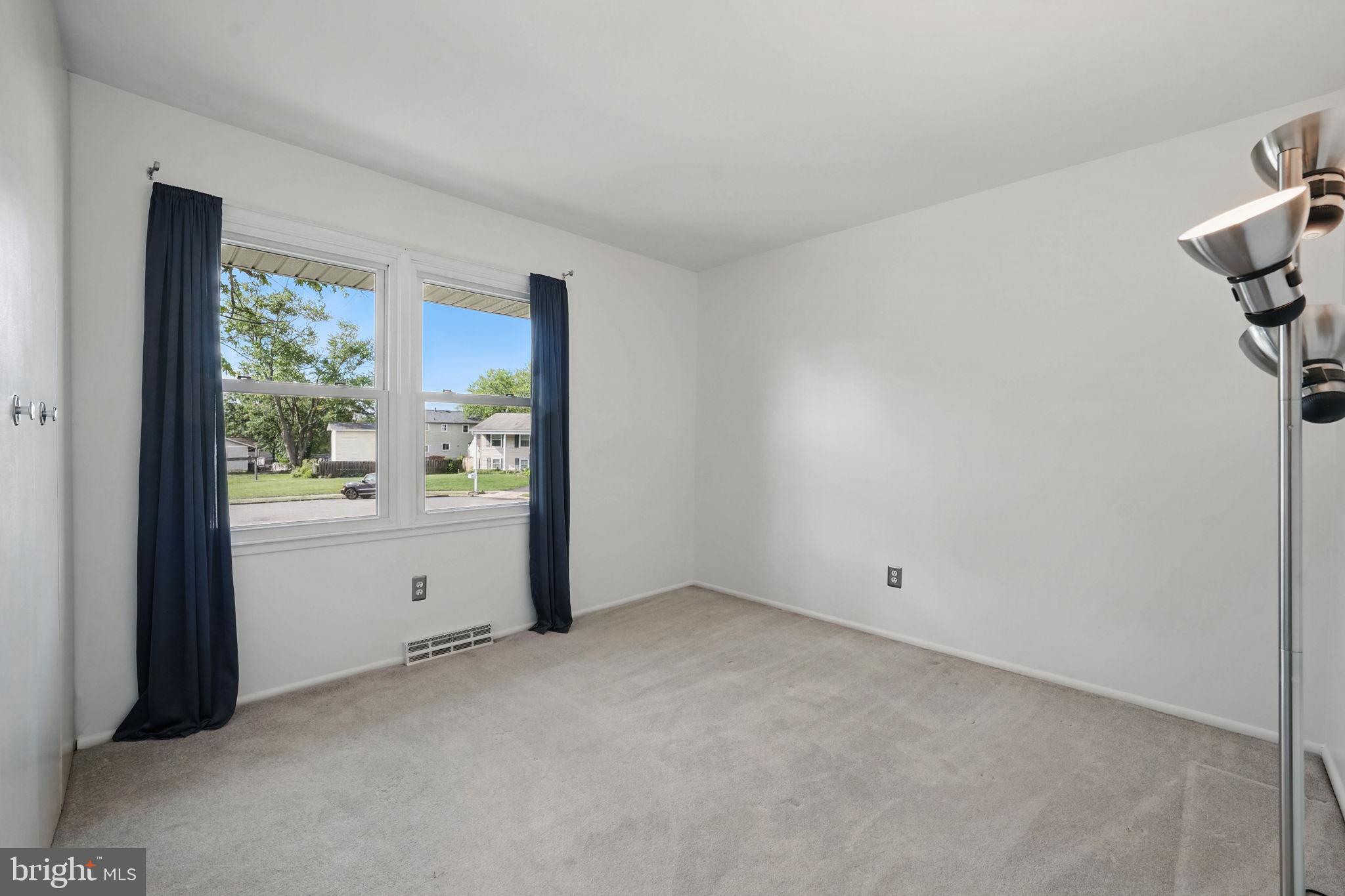 9706 Glen Ct