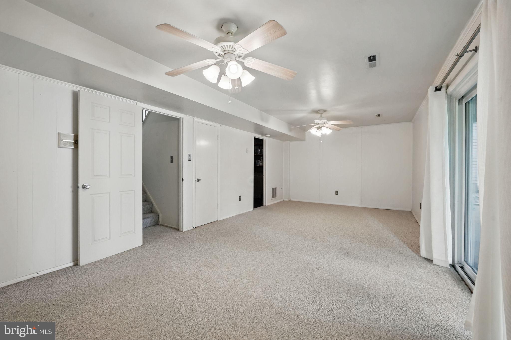 9706 Glen Ct