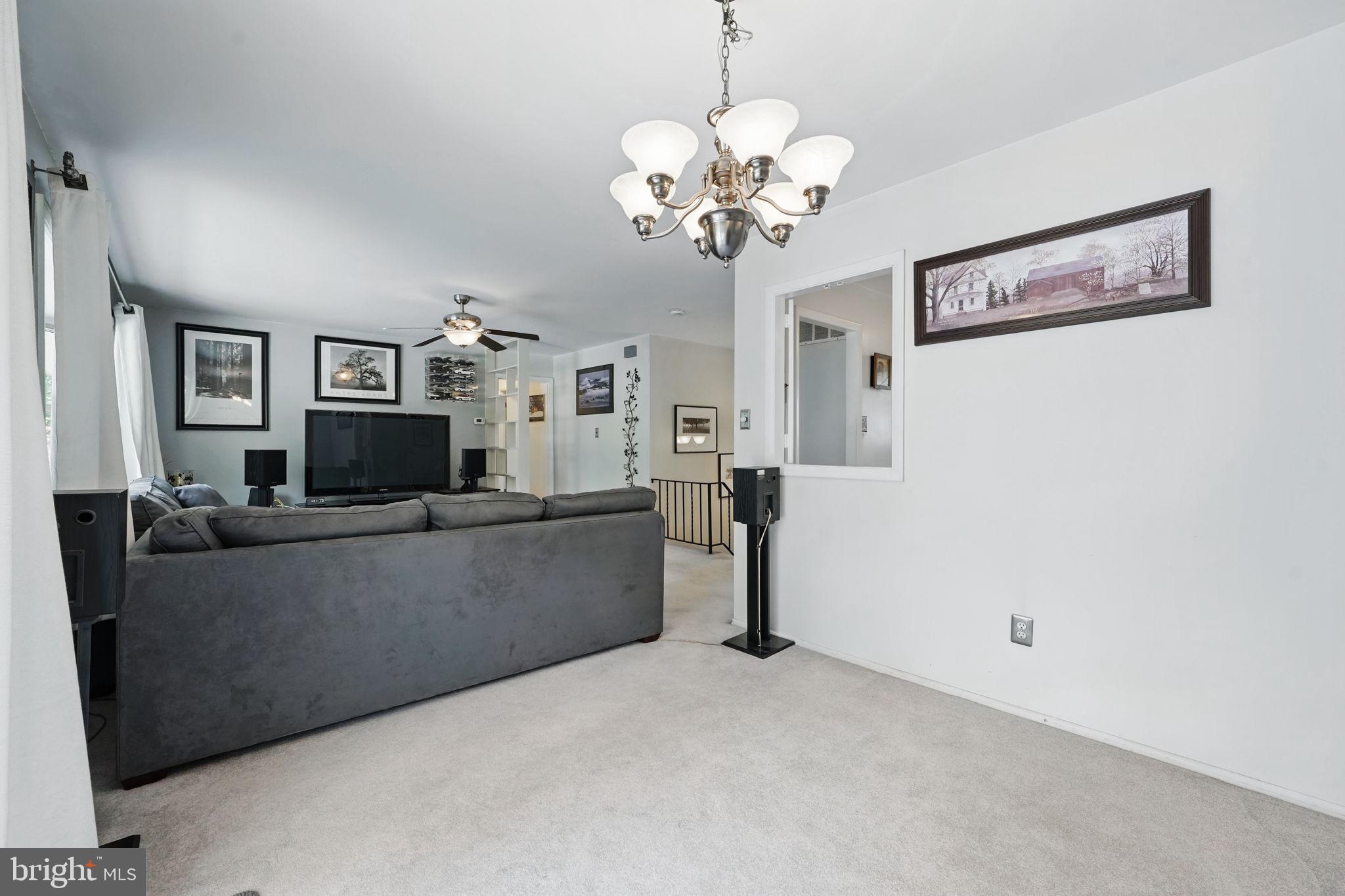 9706 Glen Ct