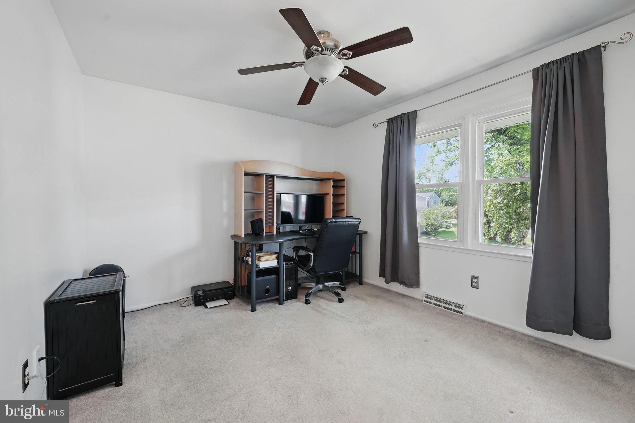 9706 Glen Ct