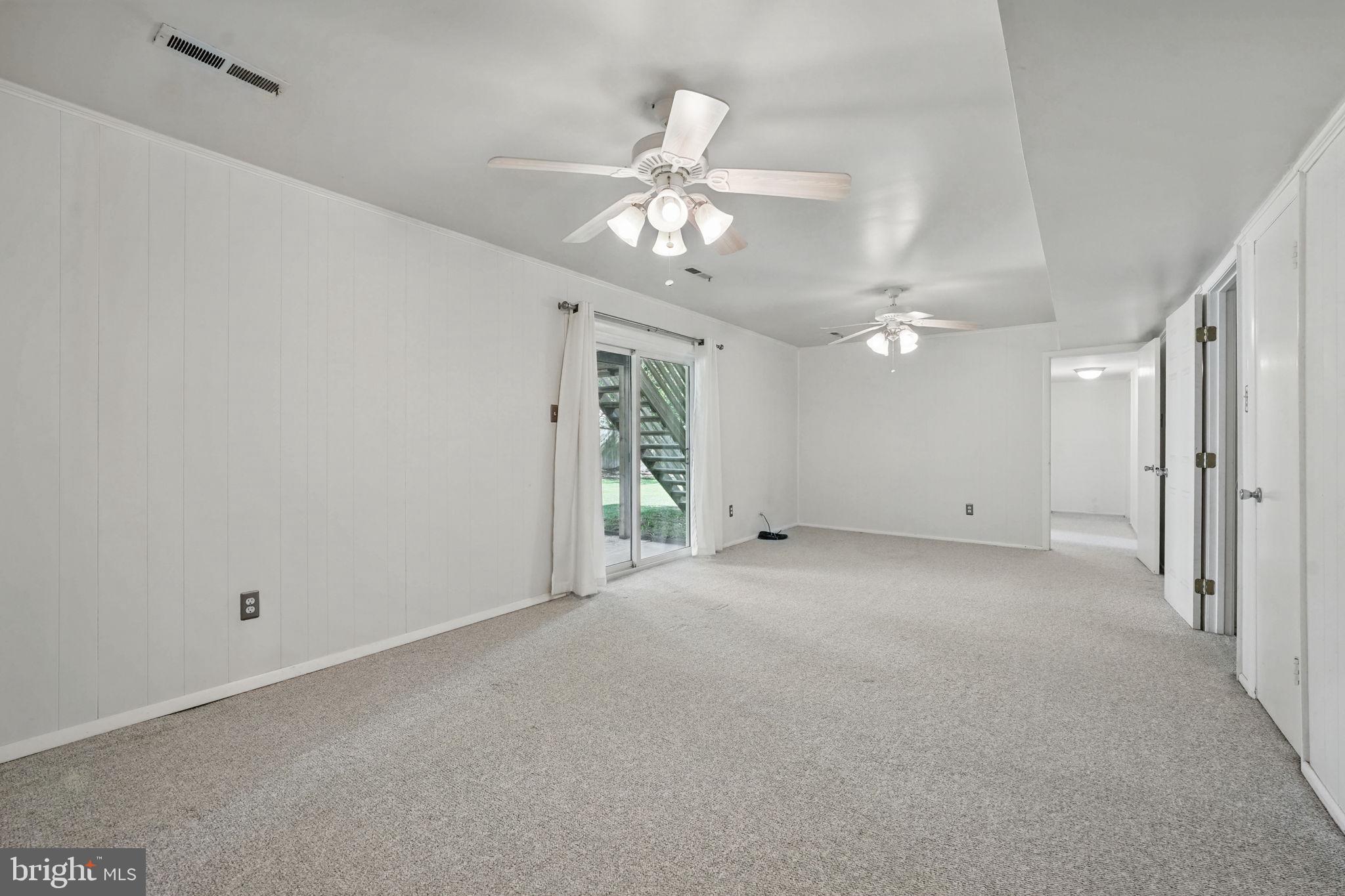 9706 Glen Ct