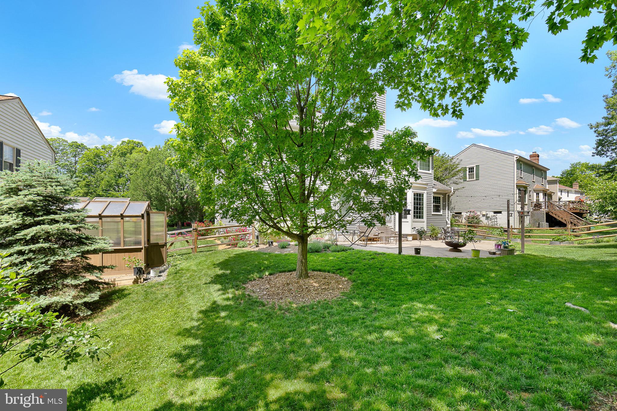 3587 Lions Field Rd