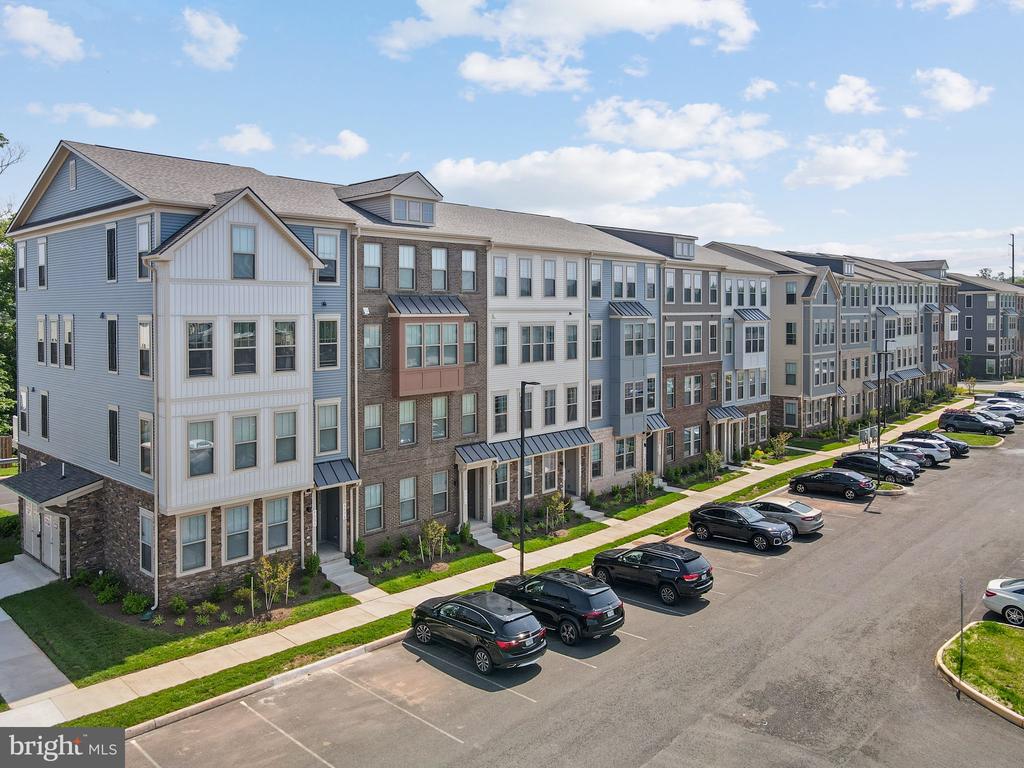 AMBROSE LN #819A