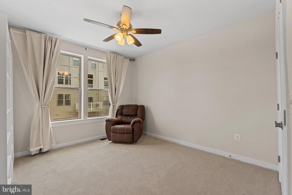 AMBROSE LN #819A