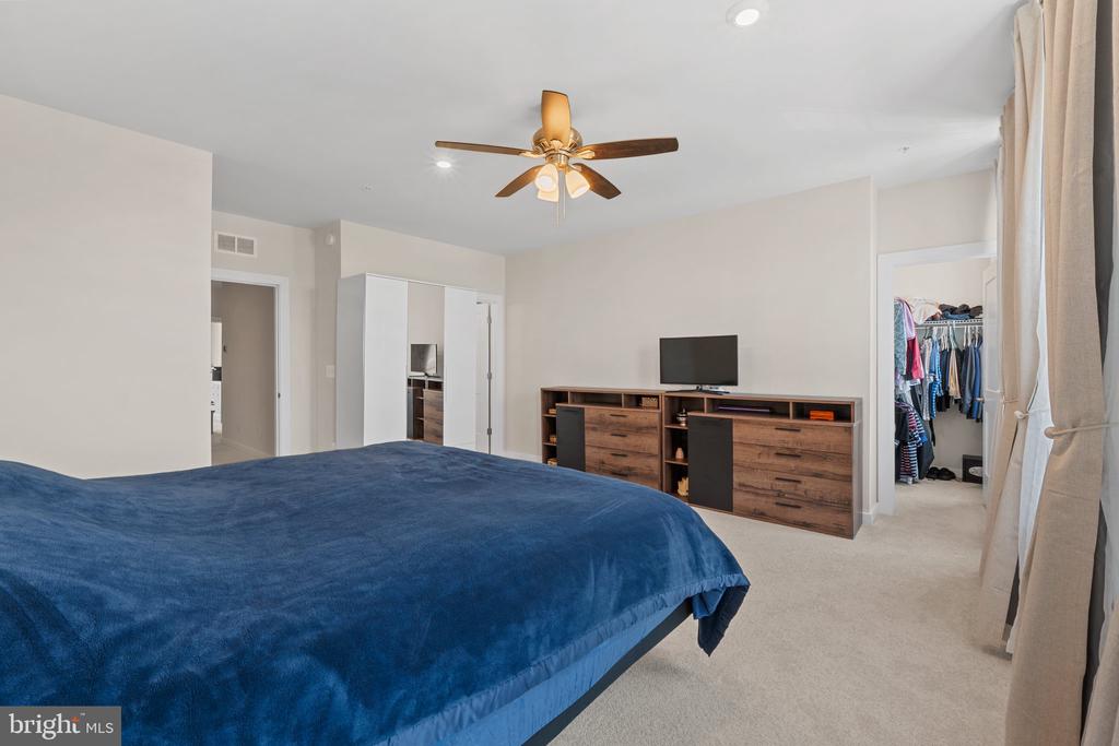 AMBROSE LN #819A