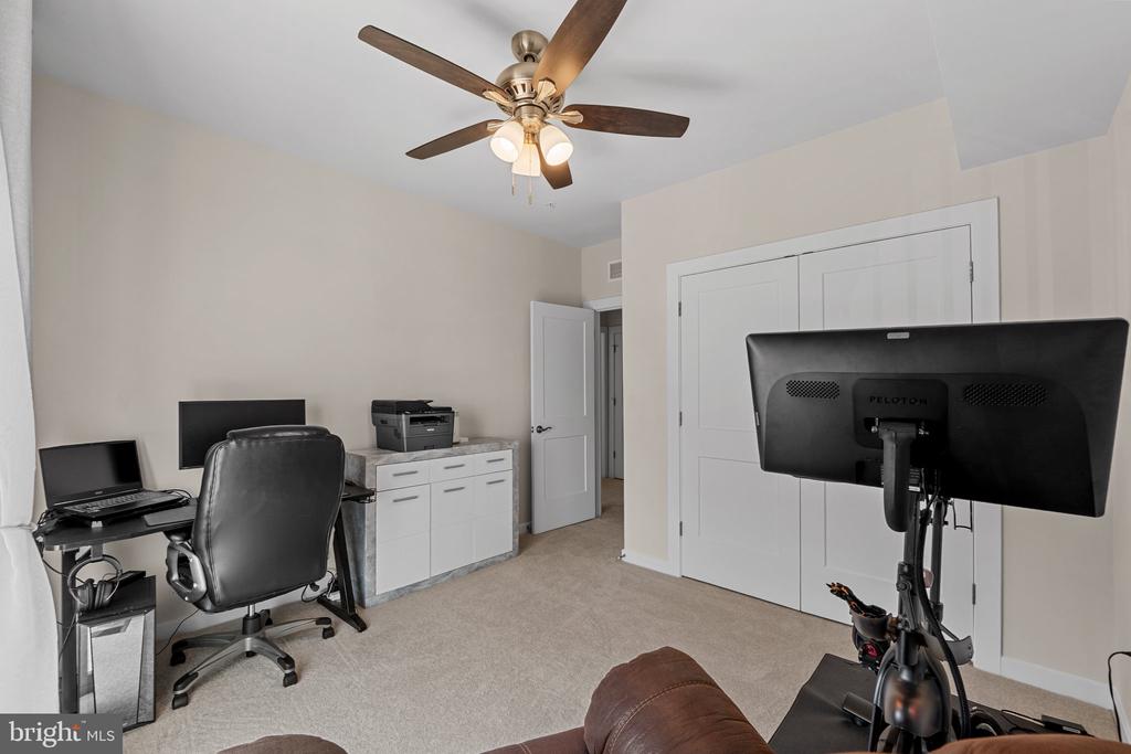 AMBROSE LN #819A