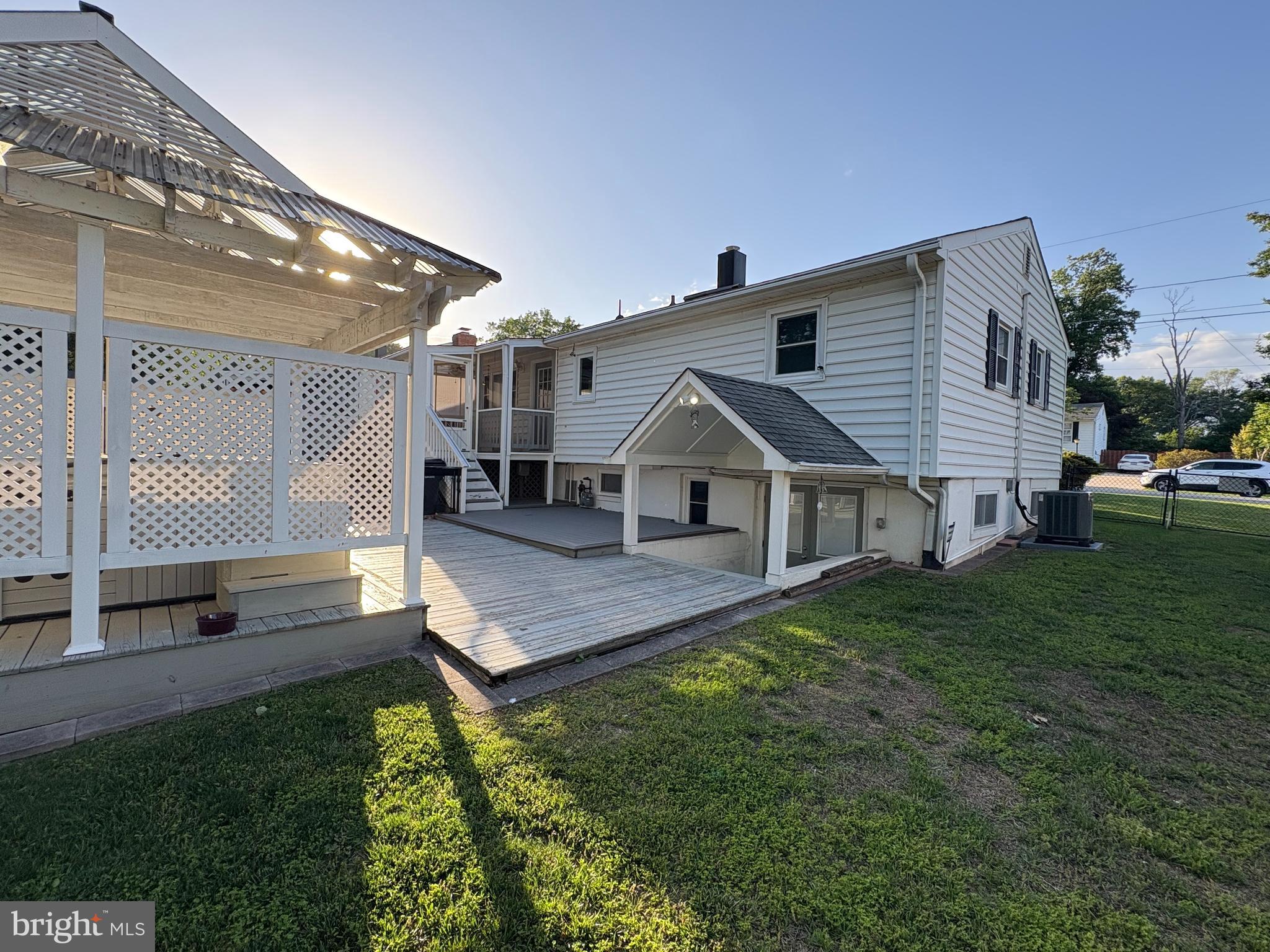 1421 Maryland Ave