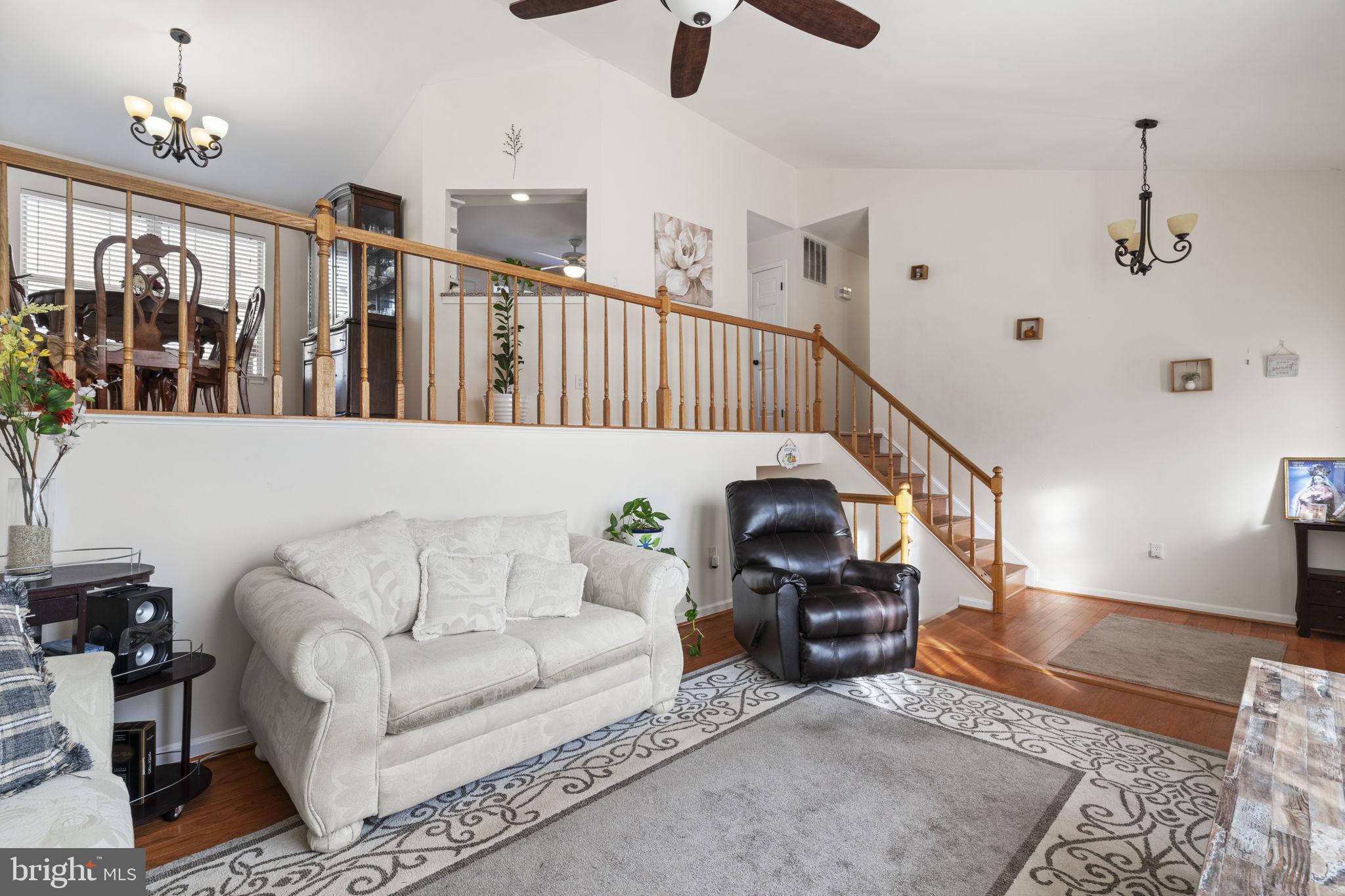 14690 STRATFORD DR