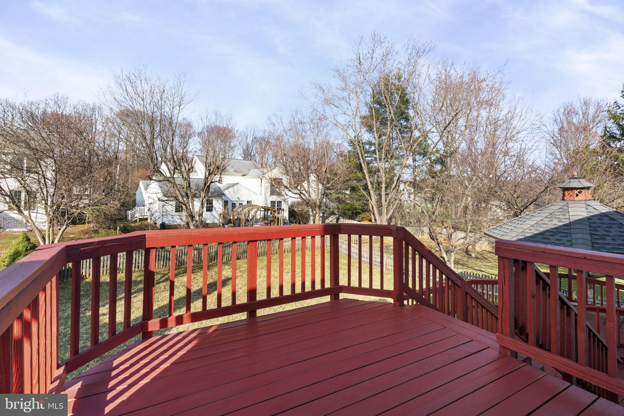 14690 STRATFORD DR