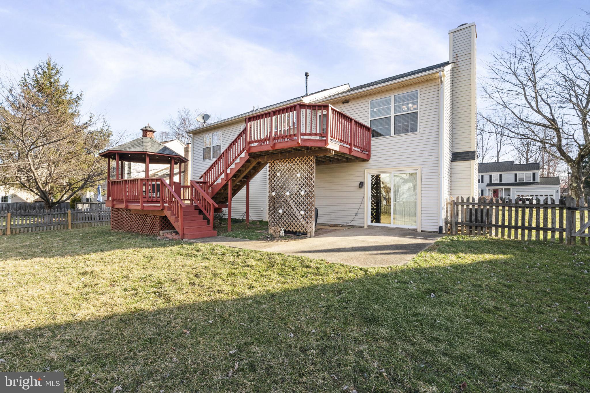 14690 STRATFORD DR