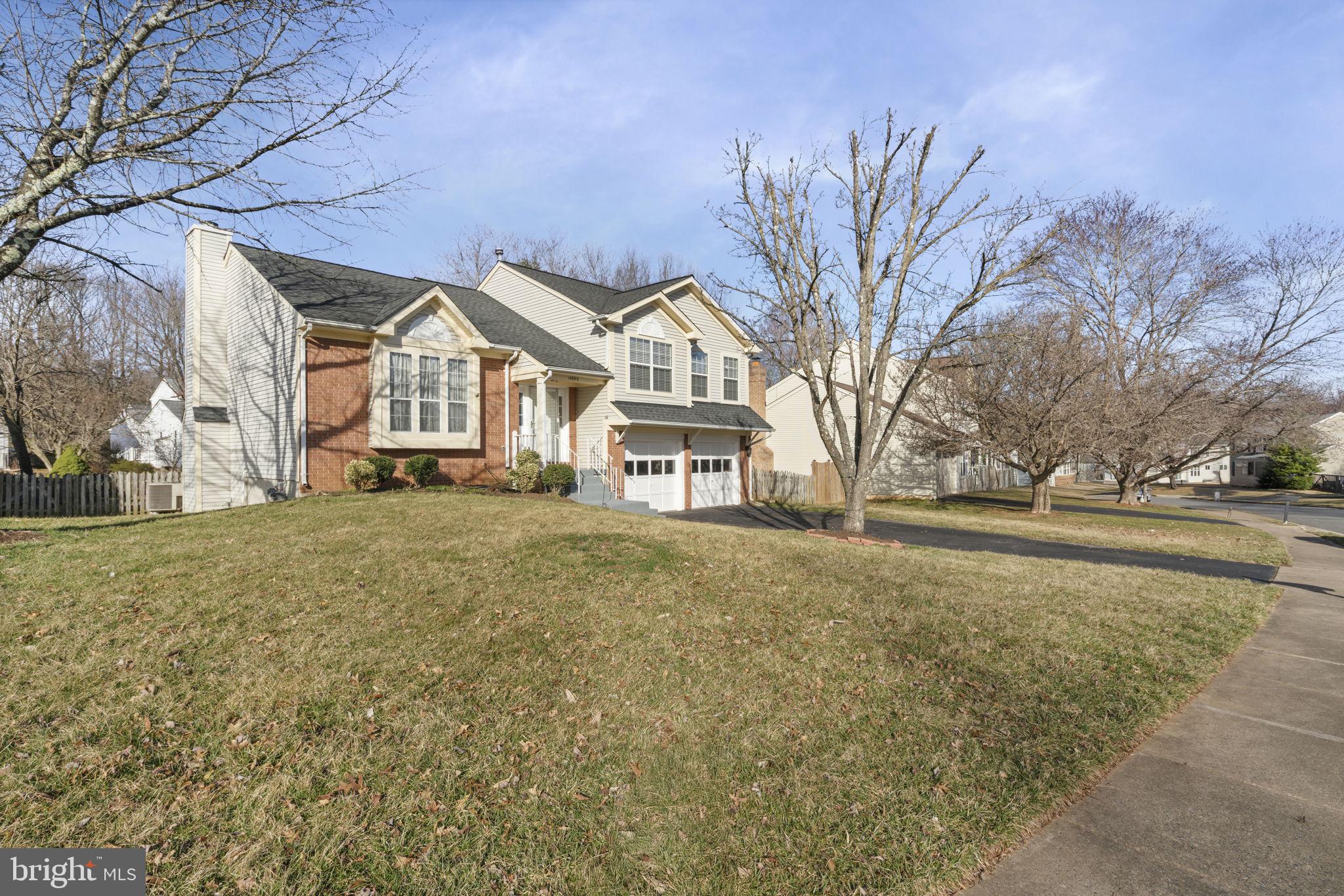 14690 STRATFORD DR