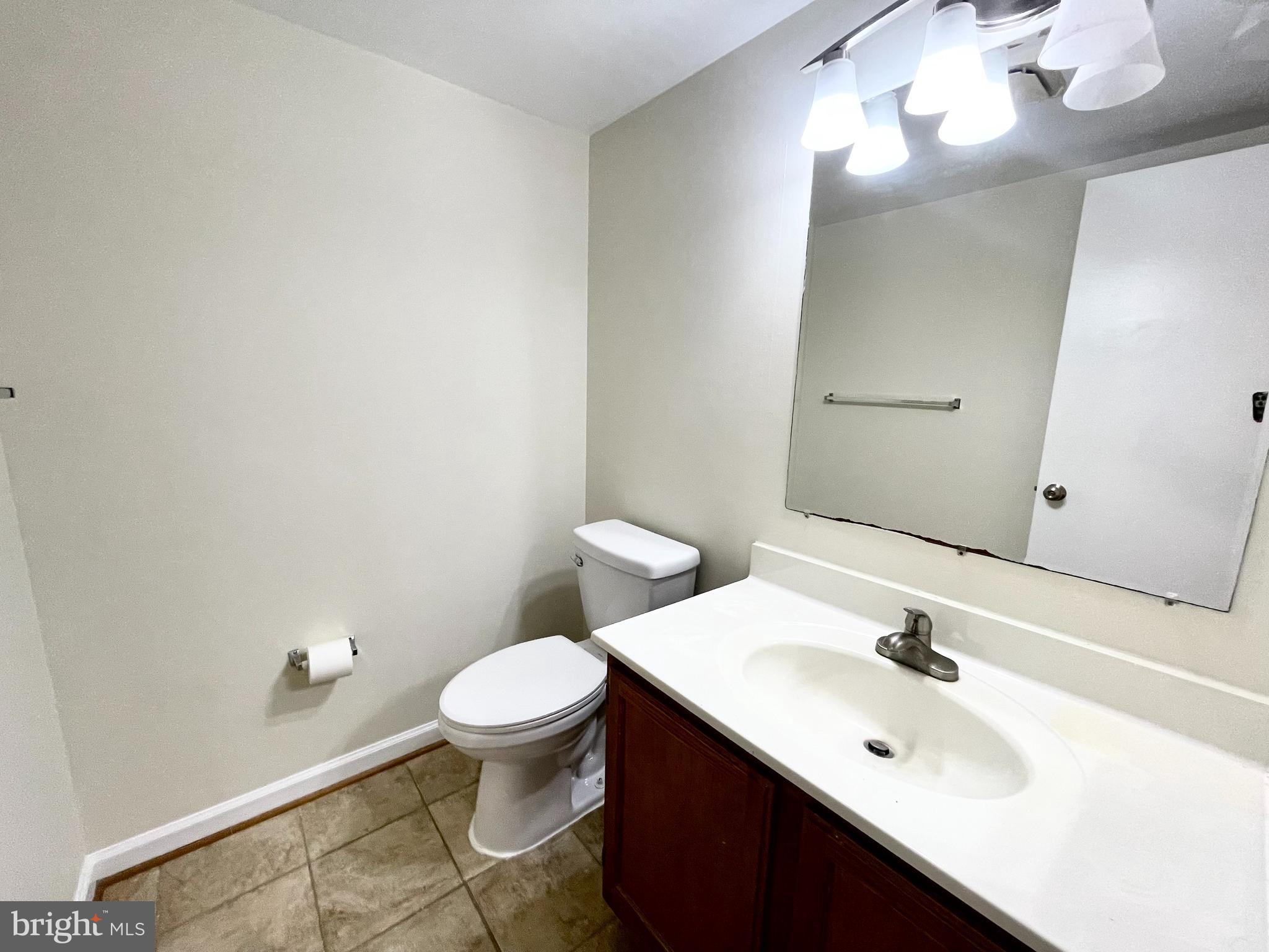 3874 MARQUIS PL