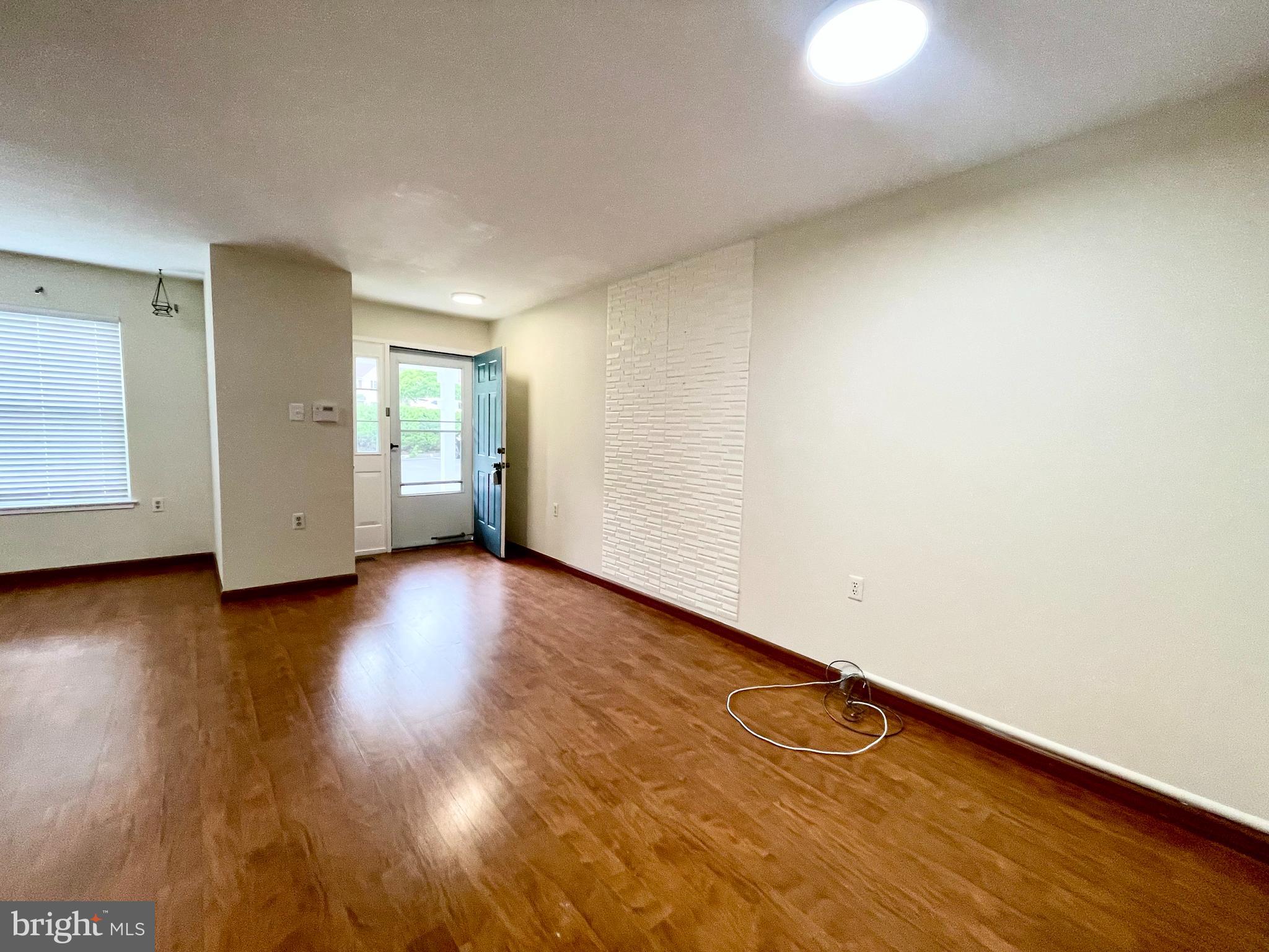 3874 MARQUIS PL