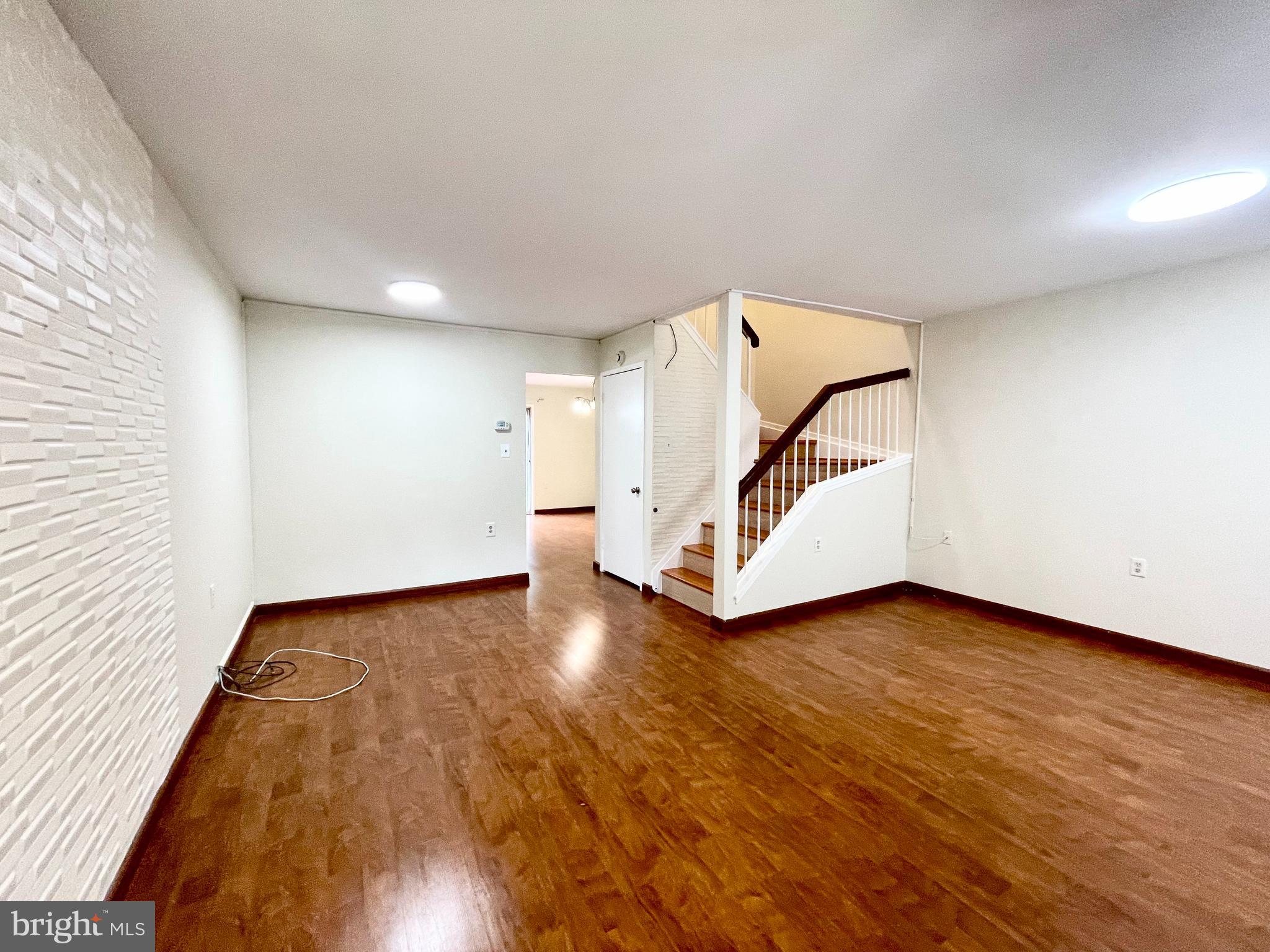 3874 MARQUIS PL