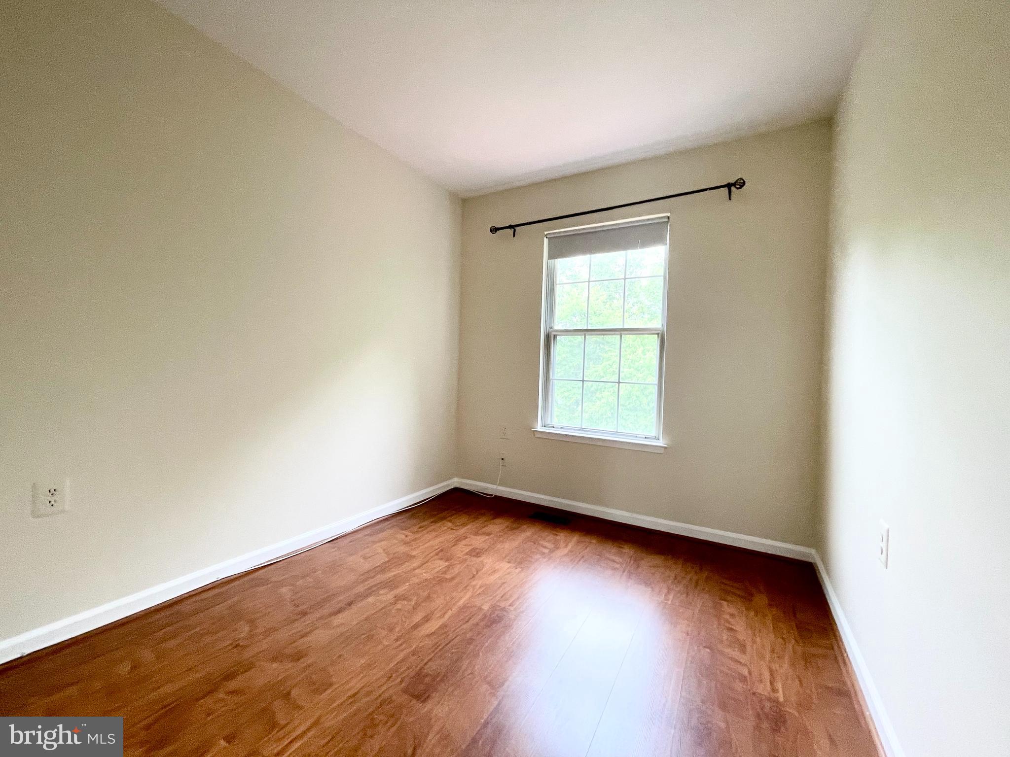 3874 MARQUIS PL