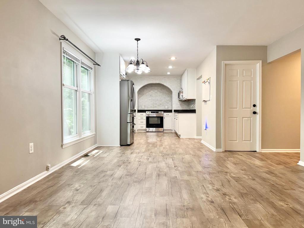 15793 MONCURE