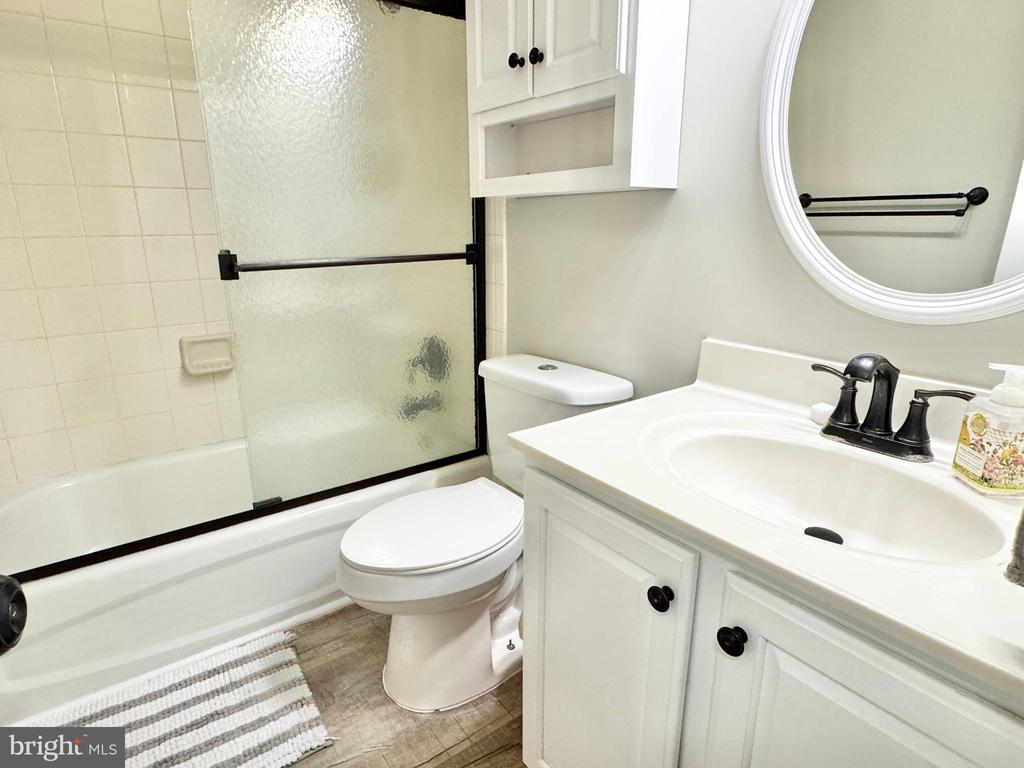 15793 MONCURE