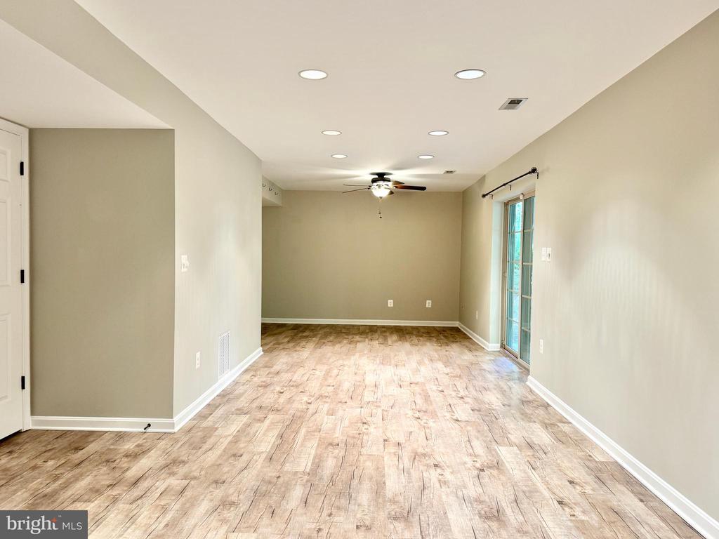 15793 MONCURE