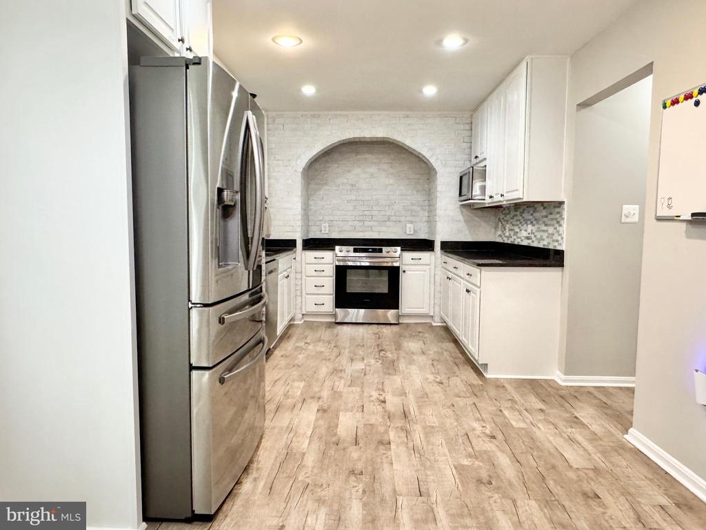 15793 MONCURE