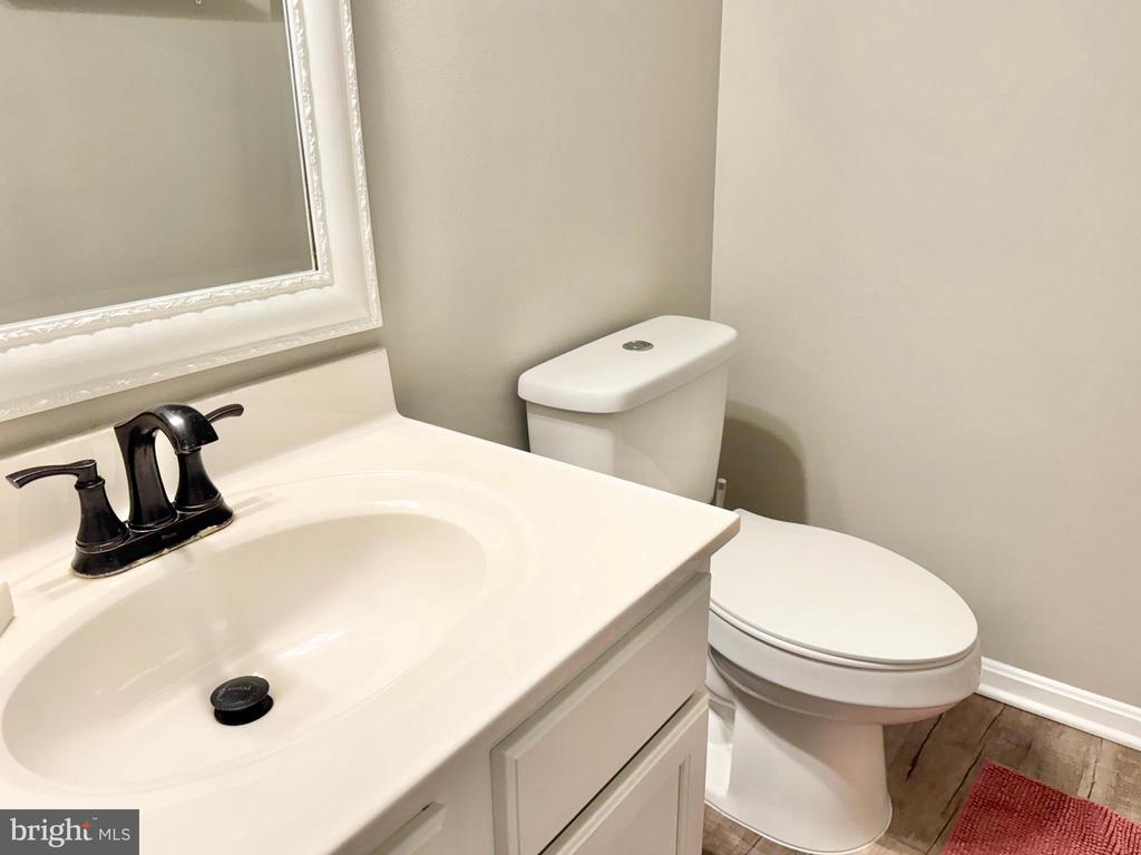 15793 MONCURE