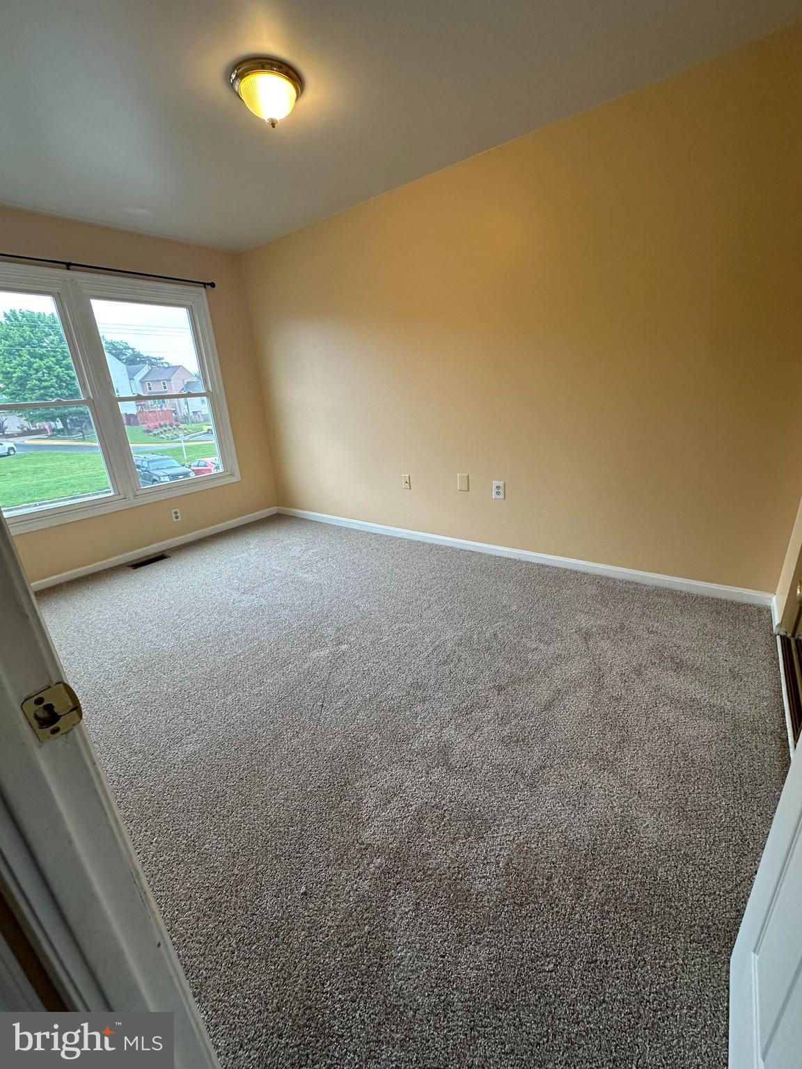 10465 DYLAN PLACE