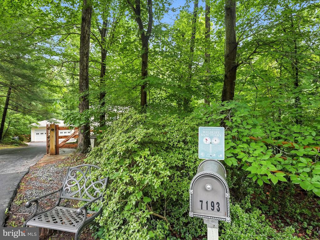 7193 Hall Tavern Ct