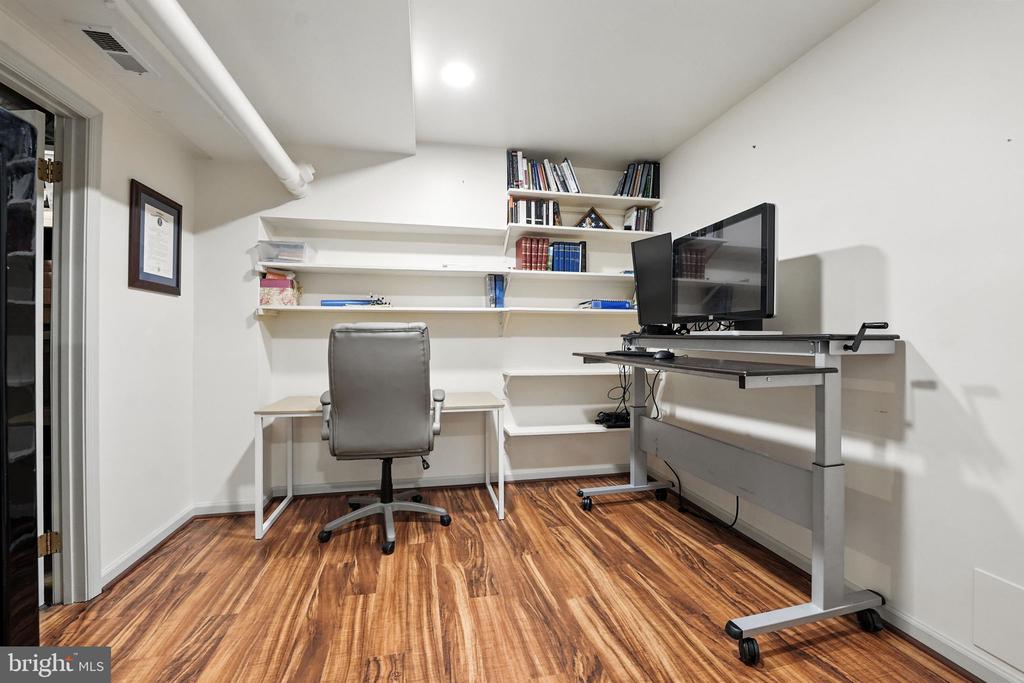 7193 Hall Tavern Ct