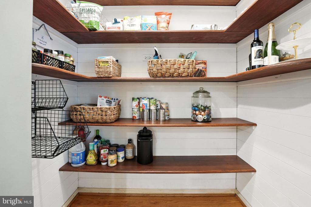 7193 Hall Tavern Ct