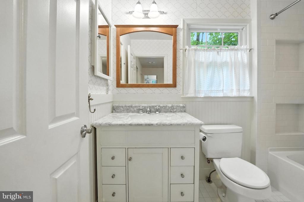 7193 Hall Tavern Ct