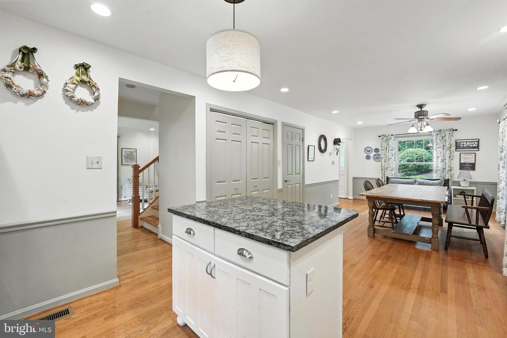 7193 Hall Tavern Ct
