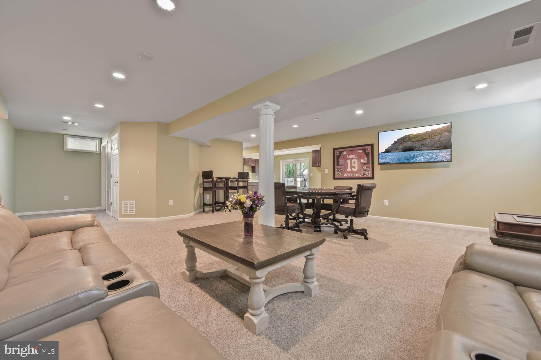 5907 TULLOCH SPRING CT