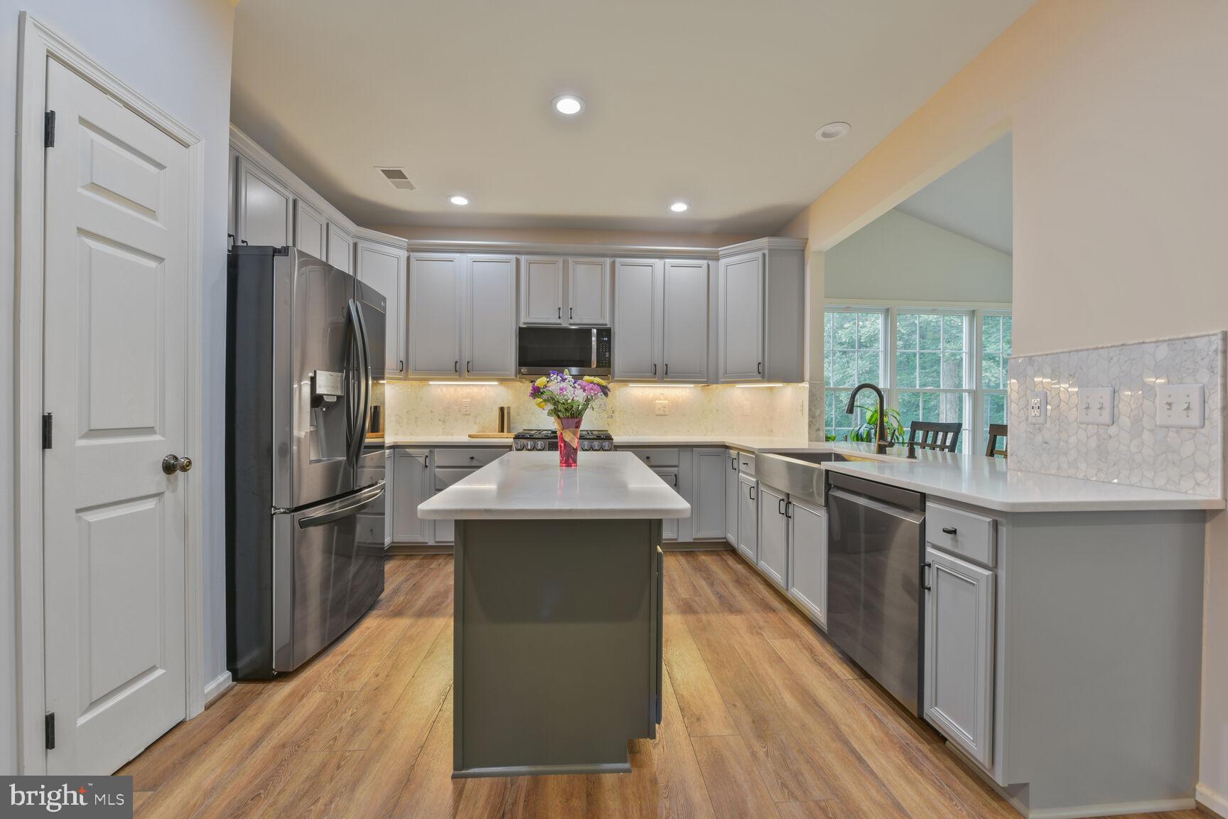 5907 TULLOCH SPRING CT