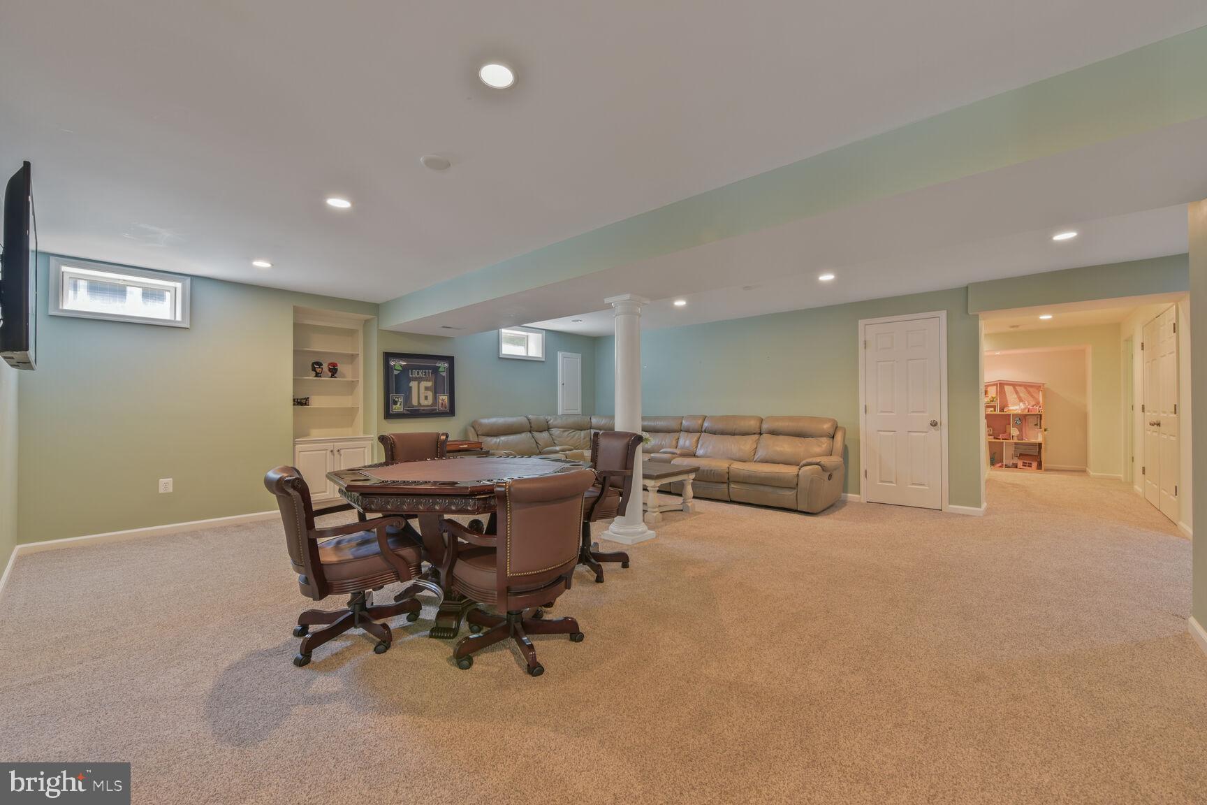 5907 TULLOCH SPRING CT