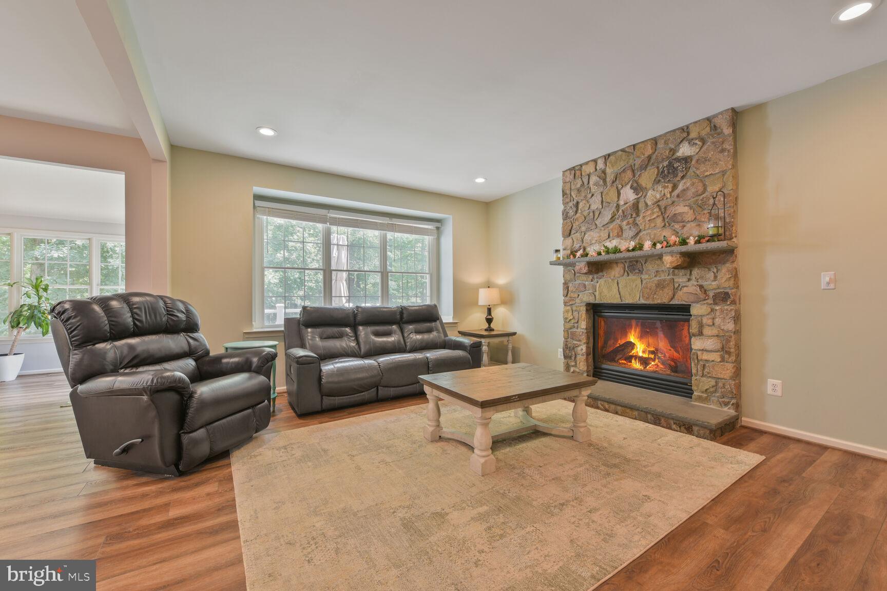 5907 TULLOCH SPRING CT