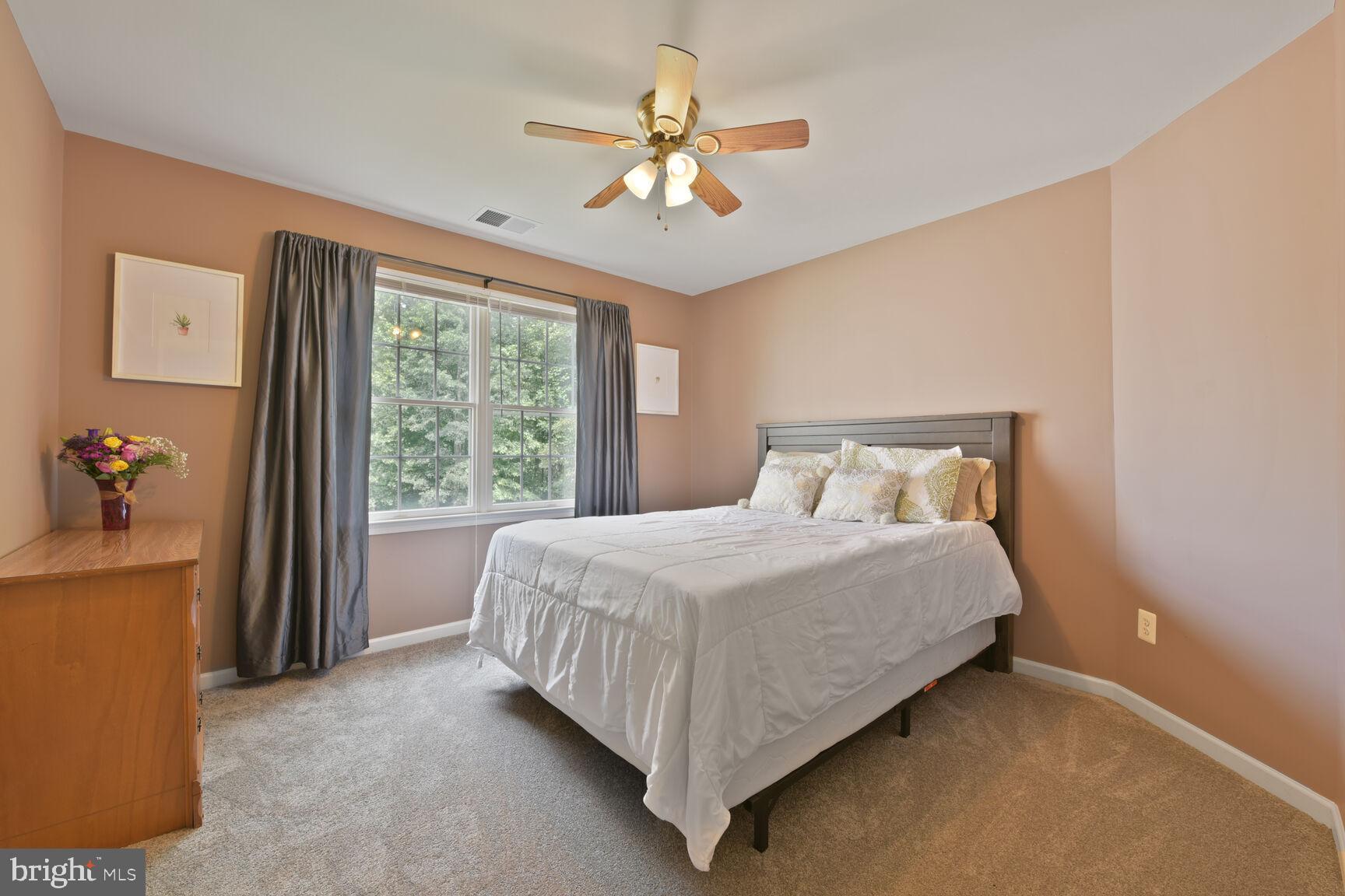 5907 TULLOCH SPRING CT