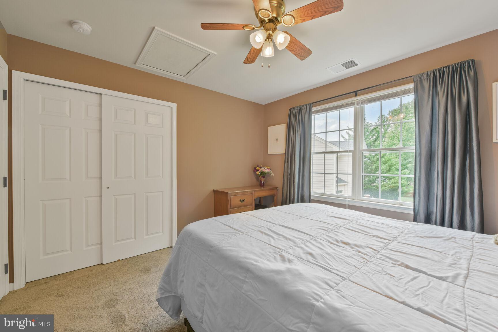 5907 TULLOCH SPRING CT