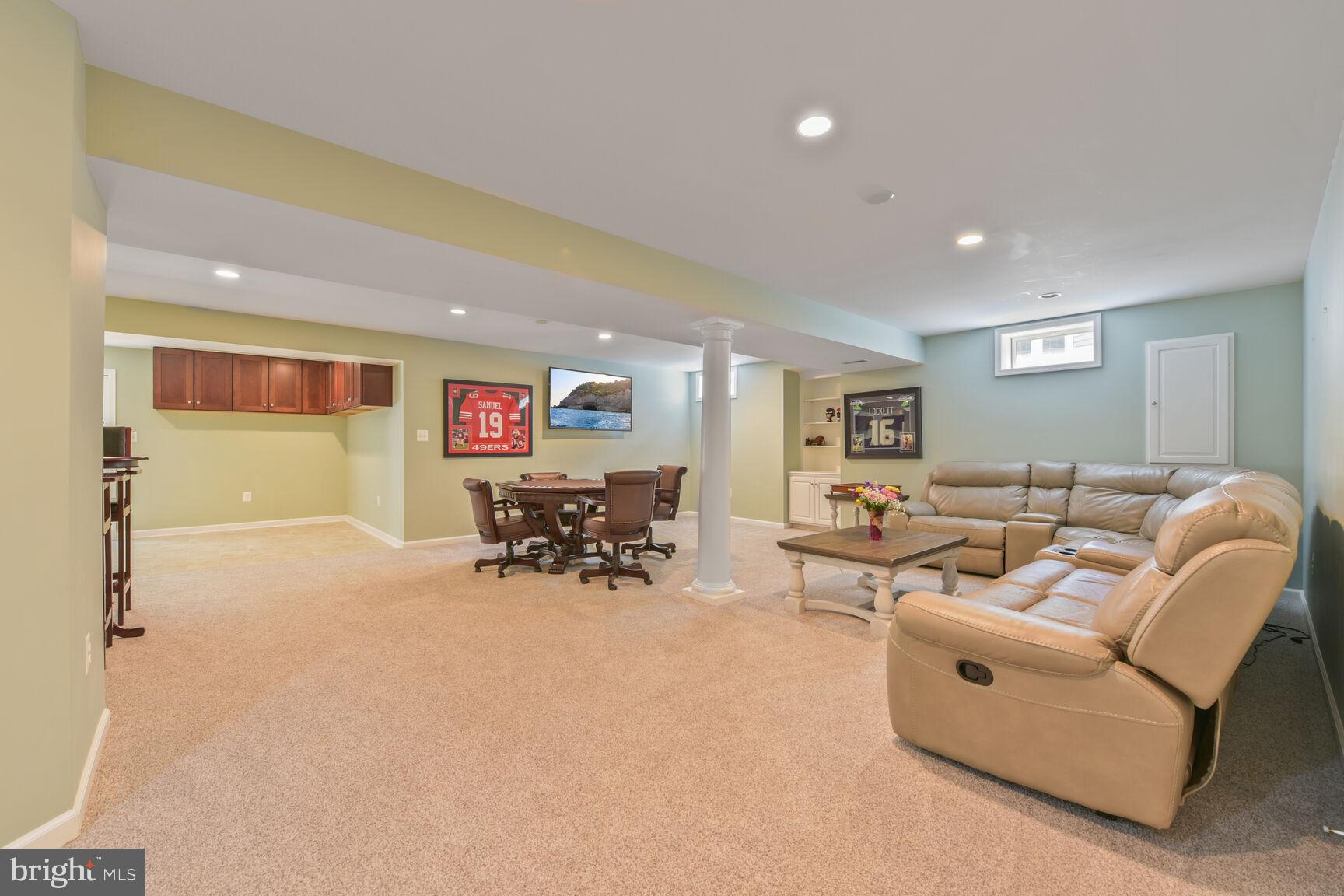 5907 TULLOCH SPRING CT