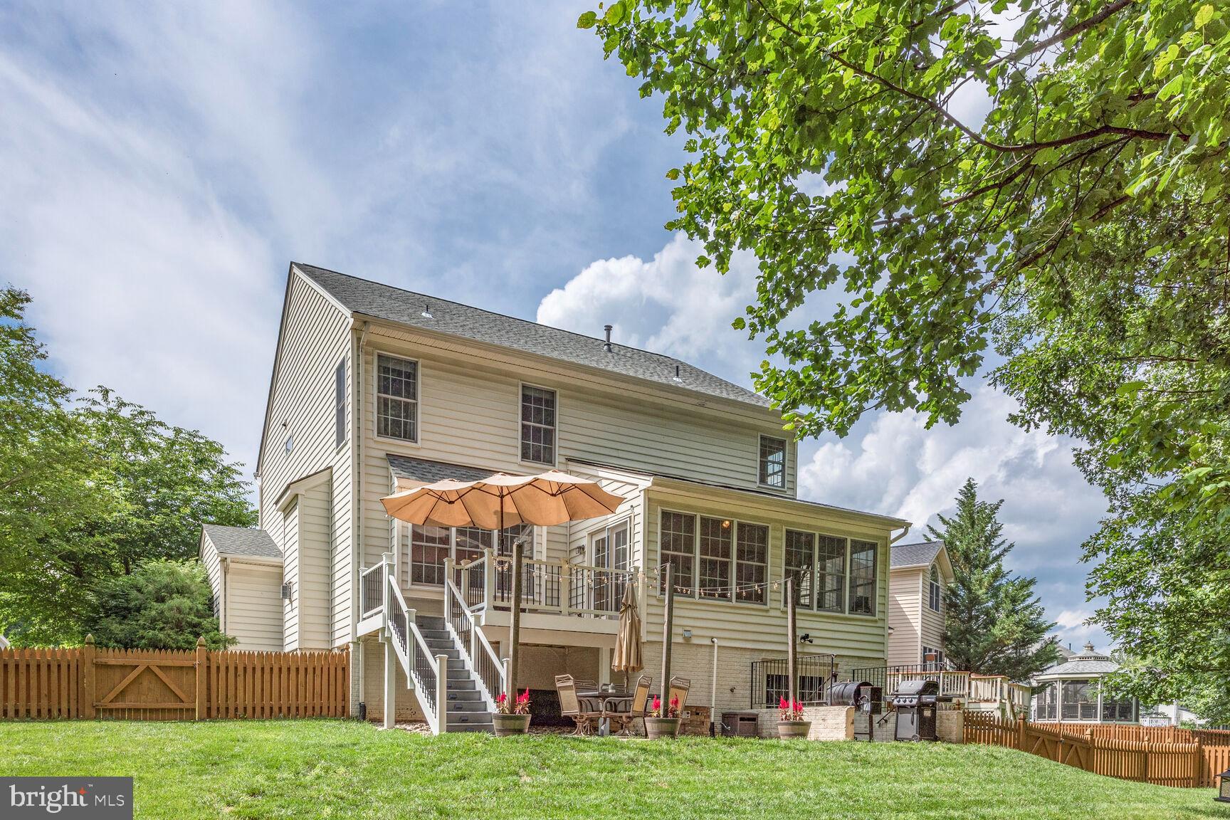 5907 TULLOCH SPRING CT