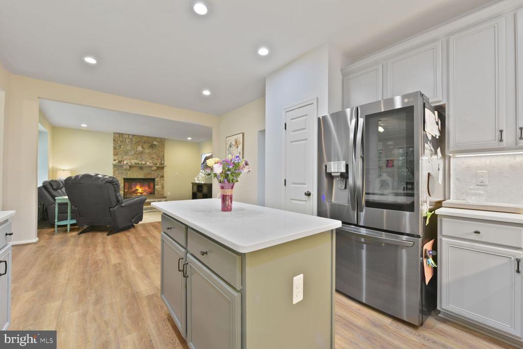 5907 TULLOCH SPRING CT